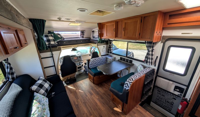 2012 COACHMEN FREELANDER 26QB full