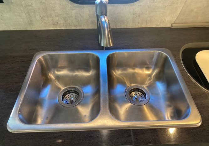 2015 WINNEBAGO ITSACA NAVION 24M full