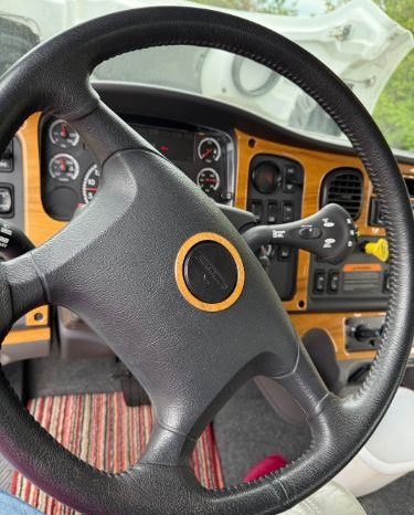 2007 FREIGHTLINER BUSINESS CLASS M2  106 MOUNTAIN MASTER CONVERTION full