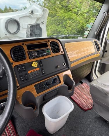 2007 FREIGHTLINER BUSINESS CLASS M2  106 MOUNTAIN MASTER CONVERTION full