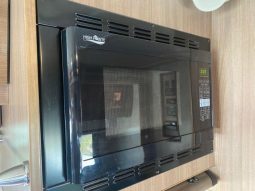 2015 WINNEBAGO ITSACA NAVION 24M full