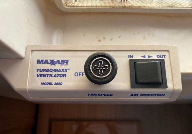 2015 WINNEBAGO ITSACA NAVION 24M full