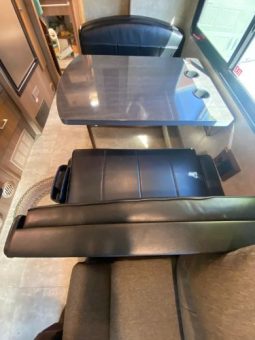 2015 WINNEBAGO ITSACA NAVION 24M full