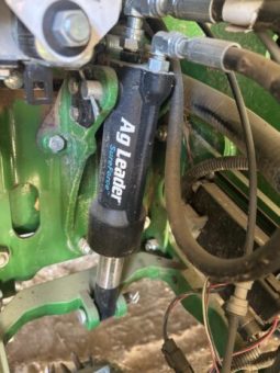 John Deere 1795 16/31 split row planter full