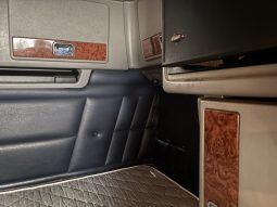 2005 Peterbilt 379 Ext Hood full