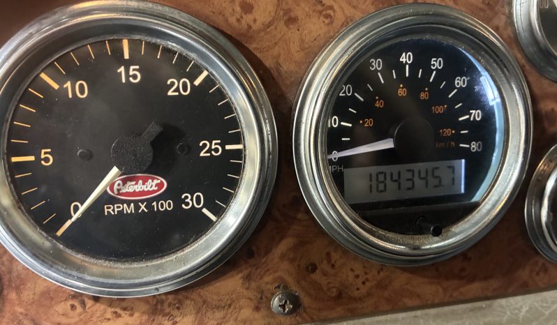 2005 Peterbilt 379 Ext Hood full