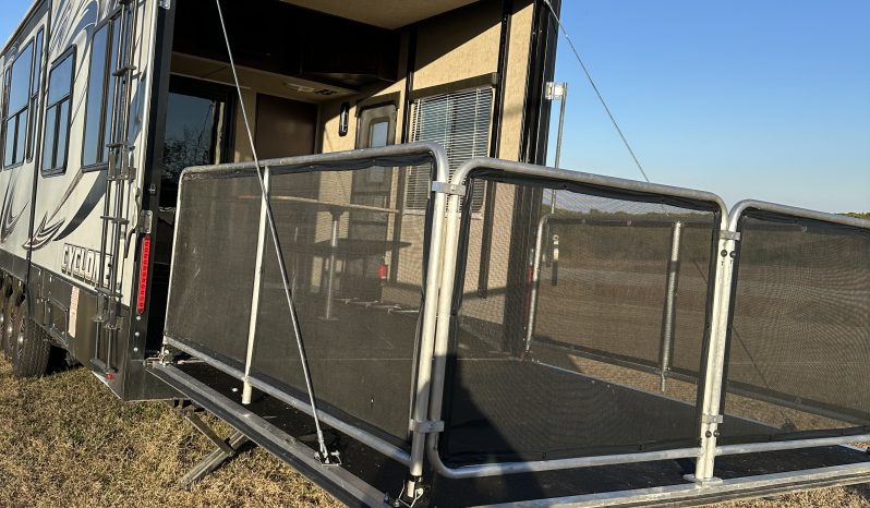 2014 HEARTLAND CYCLONE HD EDITION 4100 full