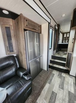 2021 Heartland Cyclone Toy Hauler Fifth Wheel full