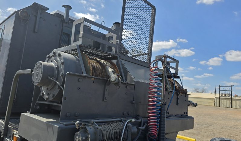 1994 Oshkosh HET 8×8 Winch Truck full