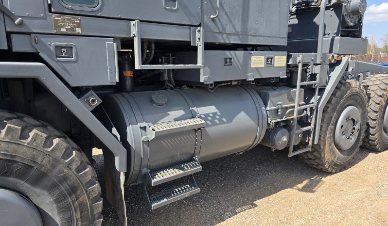 1994 Oshkosh HET 8×8 Winch Truck full