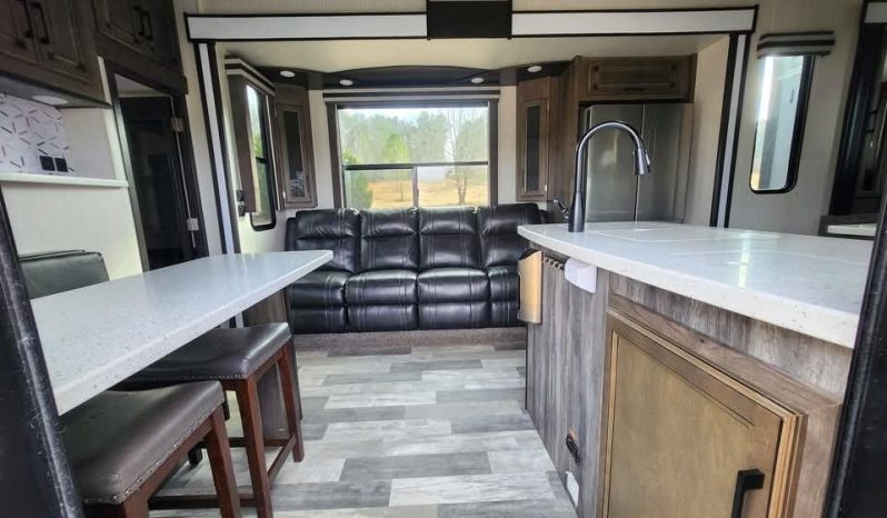 2021 Heartland Cyclone Toy Hauler Fifth Wheel full