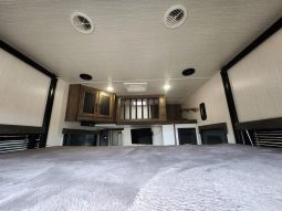 2021 Heartland Cyclone Toy Hauler Fifth Wheel full