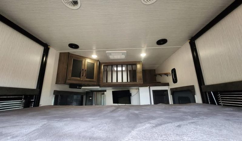 2021 Heartland Cyclone Toy Hauler Fifth Wheel full