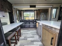 2021 Heartland Cyclone Toy Hauler Fifth Wheel full