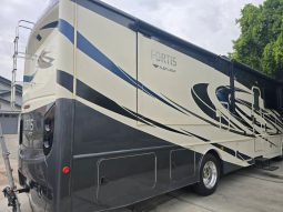 2020 FLEETWOOD FORTIS 33HB full