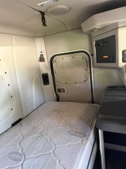 2020 Peterbilt 567 full