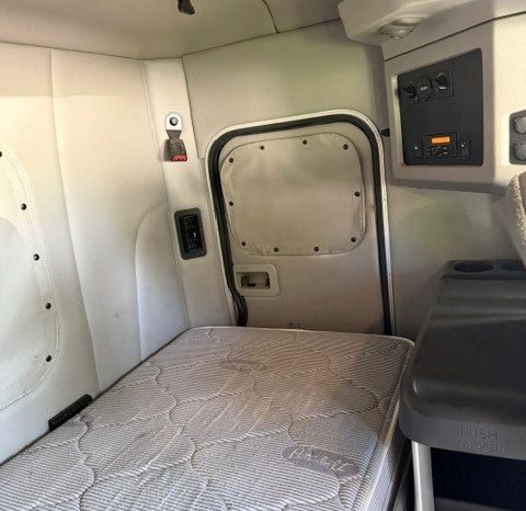 2020 Peterbilt 567 full