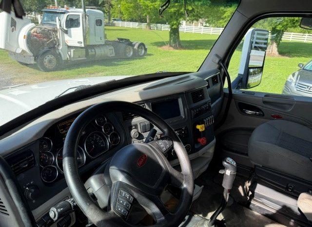 2020 Peterbilt 567 full