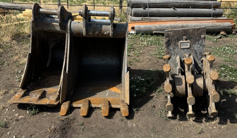 2022 210G Deere full